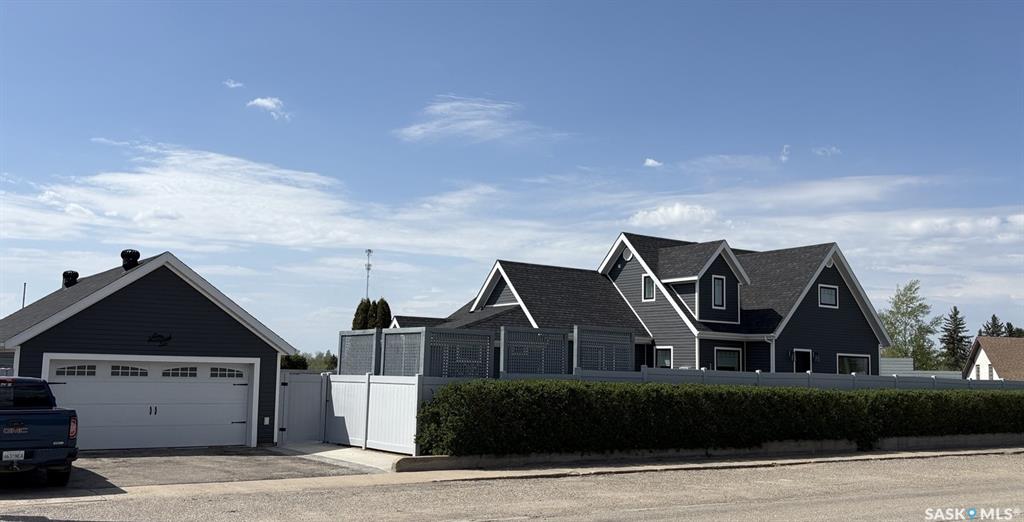 104 Central Boulevard, SK037511, Saskatchewan,