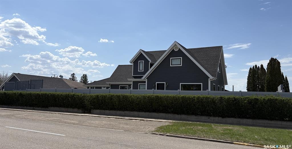 Third View of 104 Central Boulevard, Nipawin, Saskatchewan, S0E 1E0