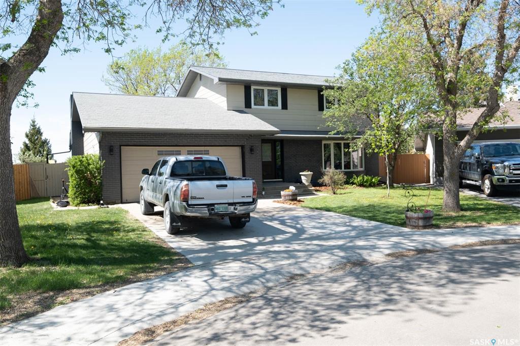 MLS® listing #SK037523 for sale located at 324 Lockwood Road #Road
