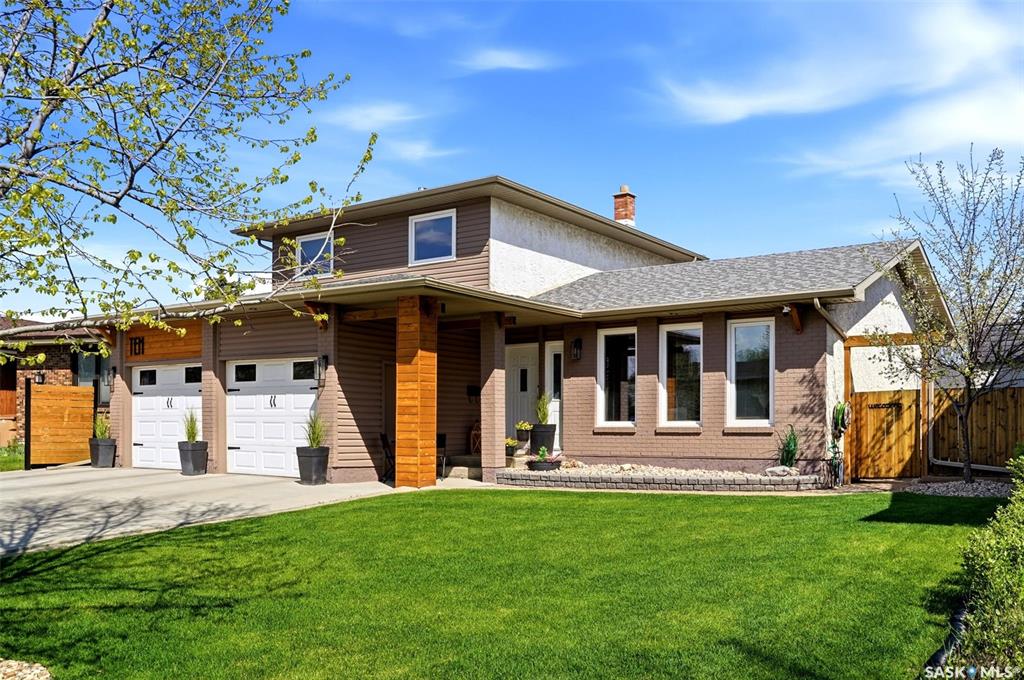 Second View of 10 Louise Crescent, Normanview West, Regina, Saskatchewan, S4X 2E2