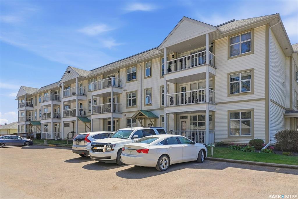 Second View of 301 34th Street W #105, South Hill, Prince Albert, Saskatchewan, S6V 8B7
