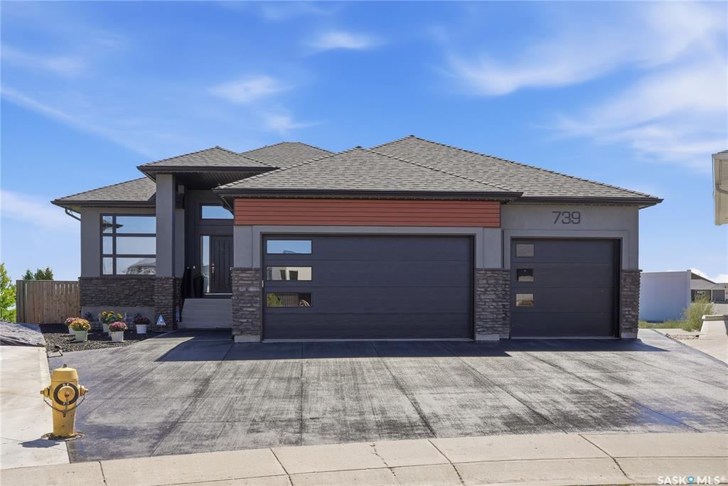 739 Hastings Cove, SK037619, Saskatchewan,