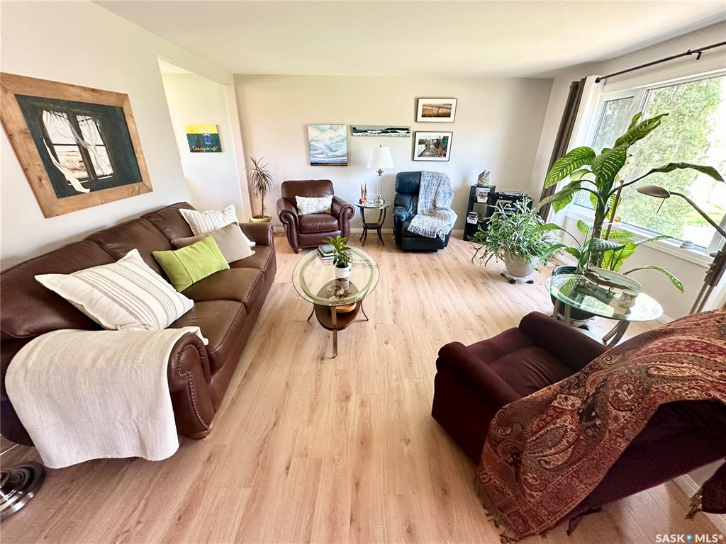 Second View of 309 Russell Street, Stoughton, Saskatchewan, S0G 4T0