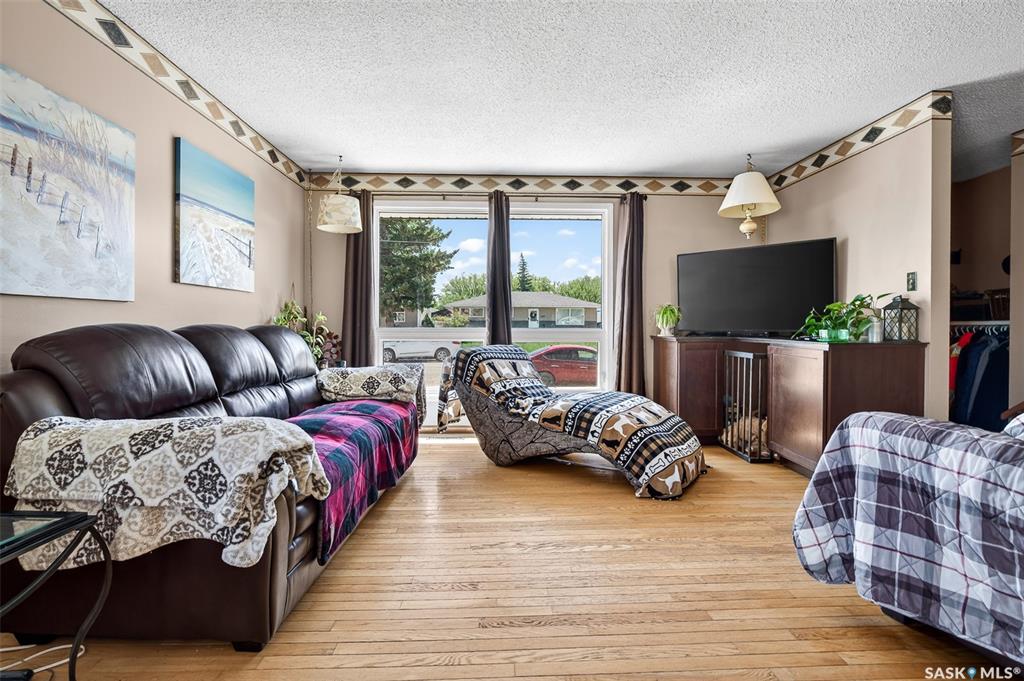 Third View of 1050 Simcoe Street, Palliser, Moose Jaw, Saskatchewan, S6H 3J2