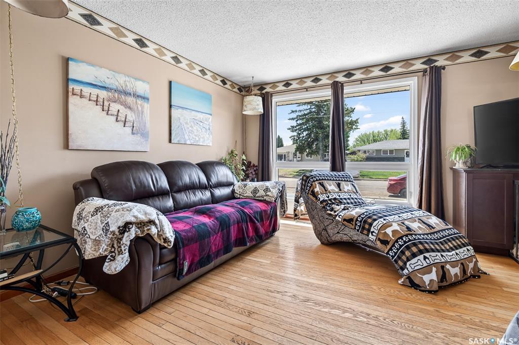 Fourth View of 1050 Simcoe Street, Palliser, Moose Jaw, Saskatchewan, S6H 3J2