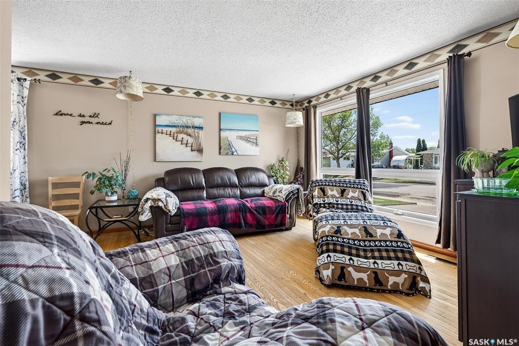 Fifth View of 1050 Simcoe Street, Palliser, Moose Jaw, Saskatchewan, S6H 3J2