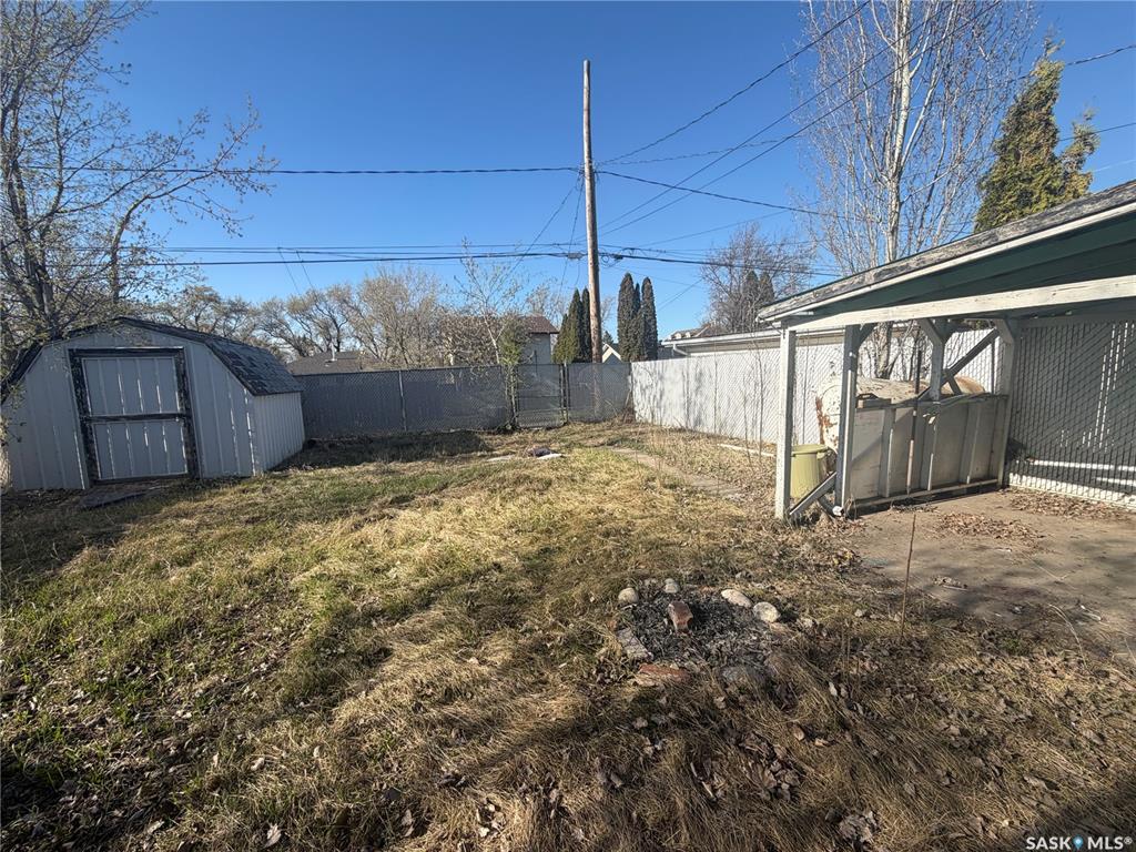 Second View of 318 25th Street E, East Hill, Prince Albert, Saskatchewan, S6V 1T1