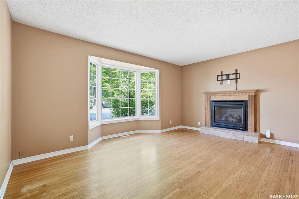 Fourth View of 2019 Louise Avenue, Holliston, Saskatoon, Saskatchewan, S7J 2C1