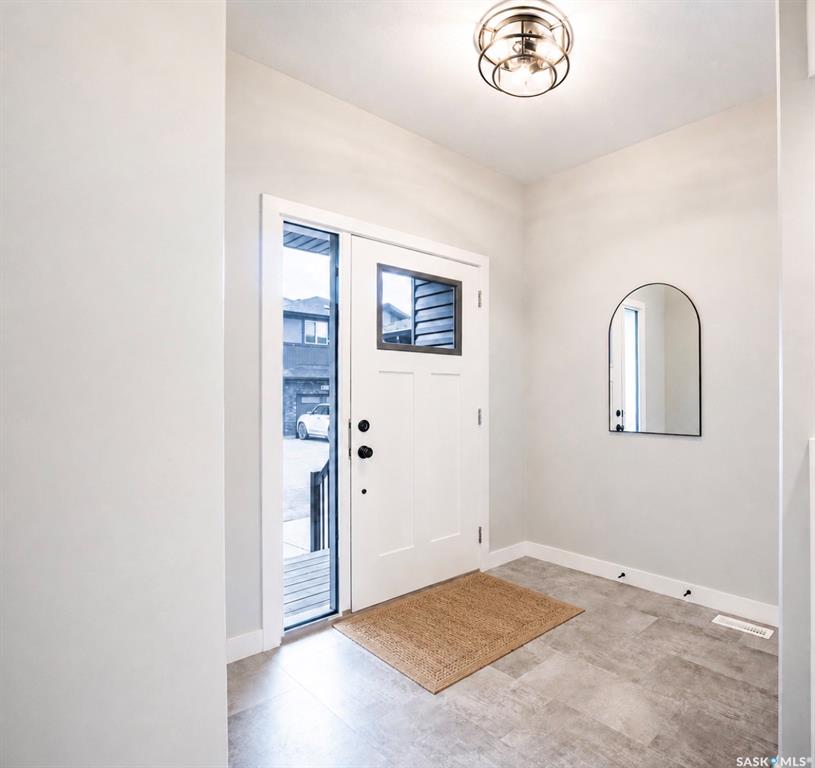 Fourth View of 525 Mahabir Lane #17, Evergreen, Saskatoon, Saskatchewan, S7W 1G1