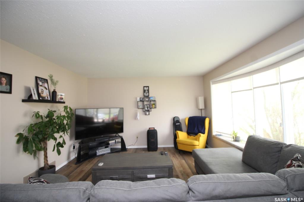 Fifth View of 622 9th Street W, Shaunavon, Saskatchewan, S0N 2M0