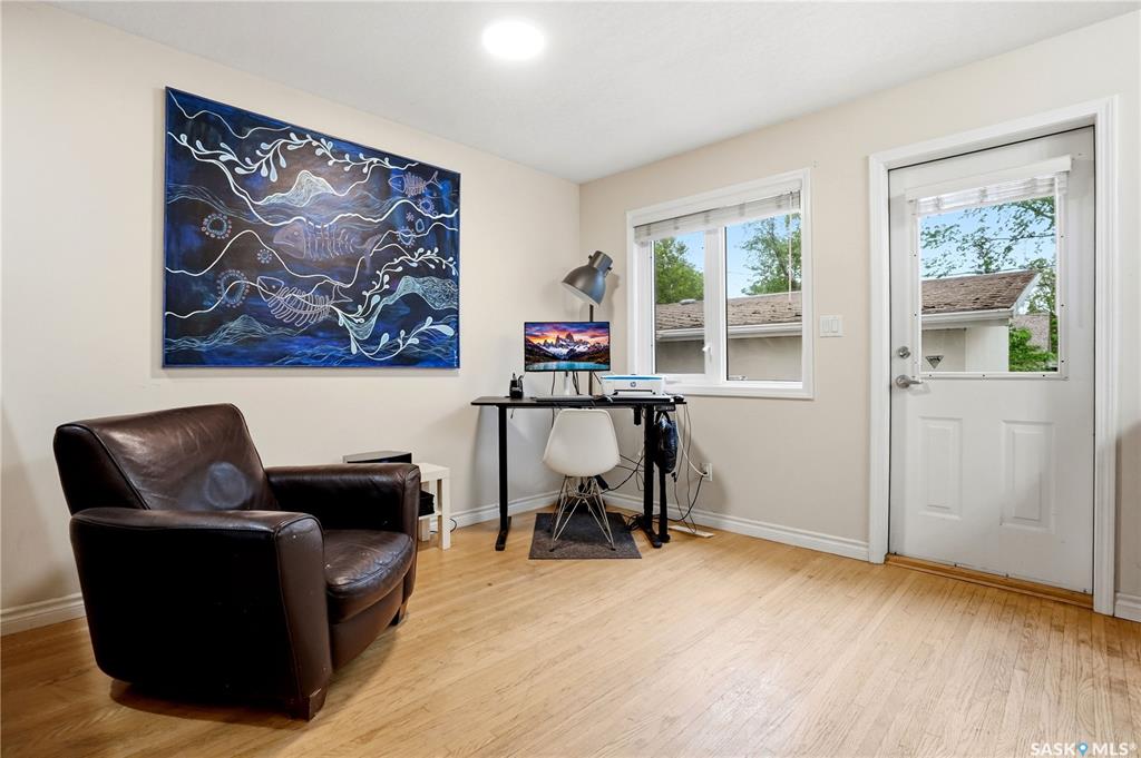 Third View of 3229 15th Avenue, Cathedral RG, Regina, Saskatchewan, S4T 1T1