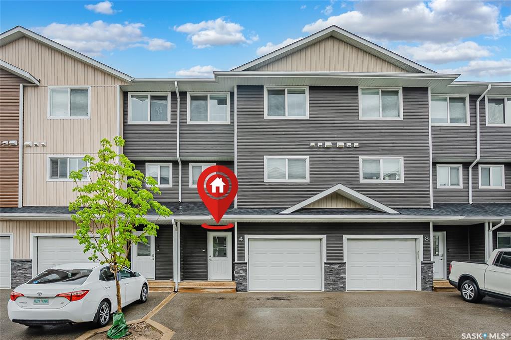 1060 Parr Hill Drive #4, SK037928, Saskatchewan,
