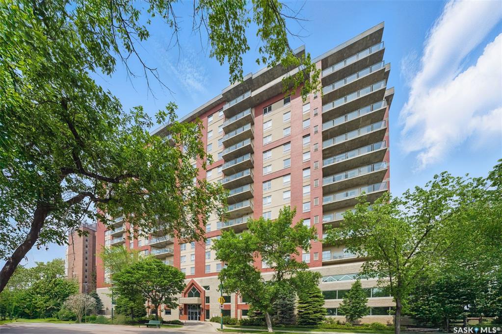 Second View of 902 Spadina Crescent E #1006, Central Business District, Saskatoon, Saskatchewan, S7K 0G8
