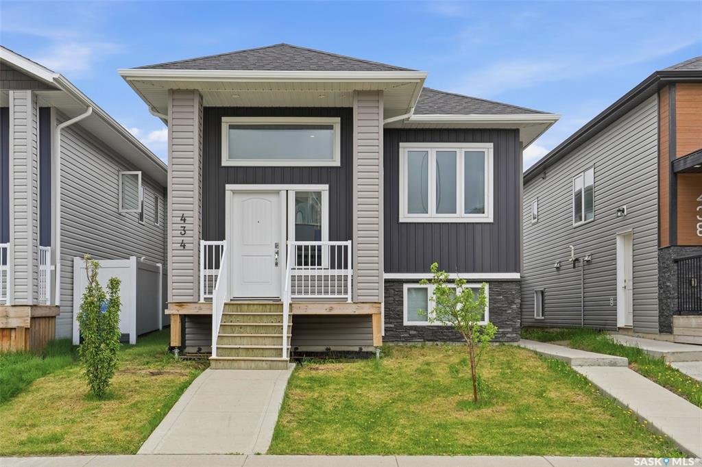 434 Mcarthur Crescent, SK037942, Saskatchewan,