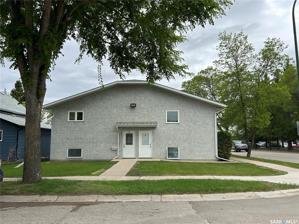 739 10th Street #202, SK037961, Saskatchewan,