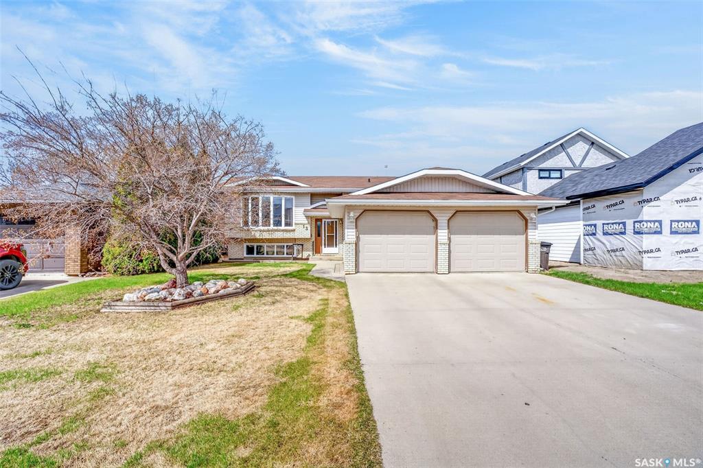 Second View of 13 Dust Crescent, Humboldt, Saskatchewan, S0K 2A0