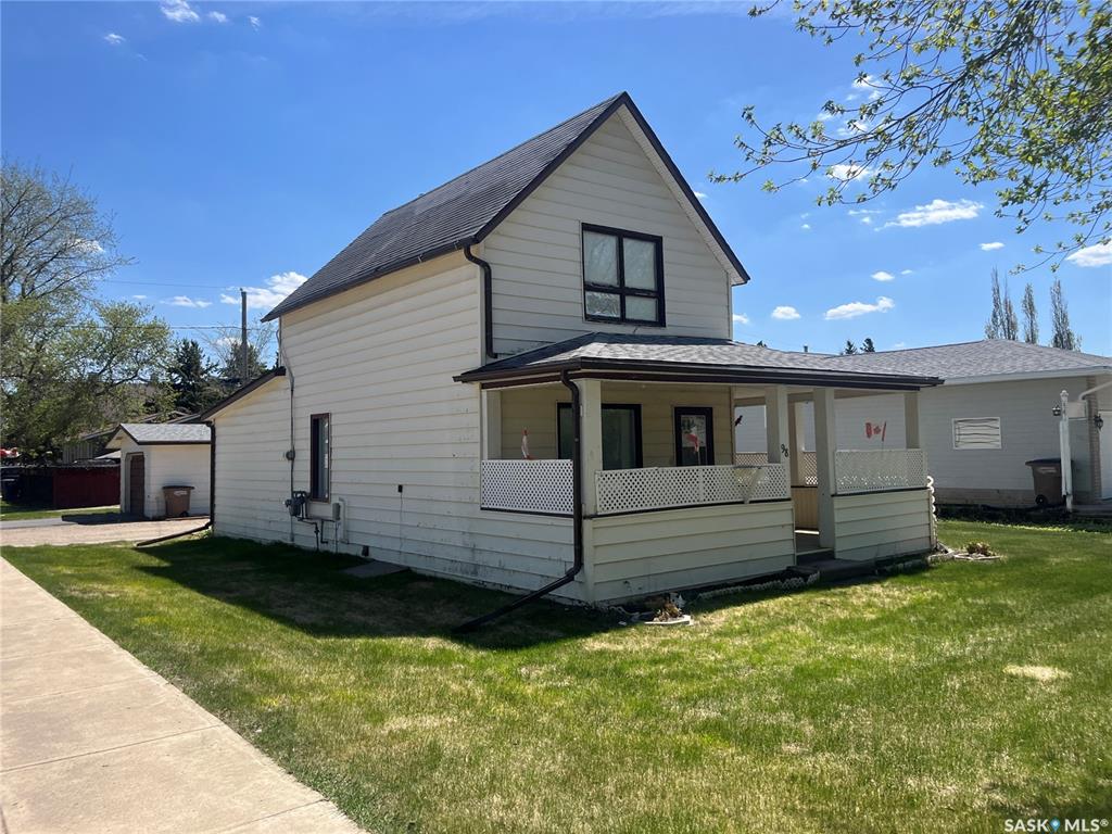 98 3rd Street Ne, SK038035, Saskatchewan,