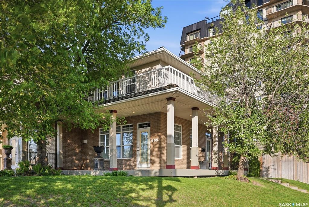 602 Saskatchewan Crescent E #E, SK038122, Saskatchewan,