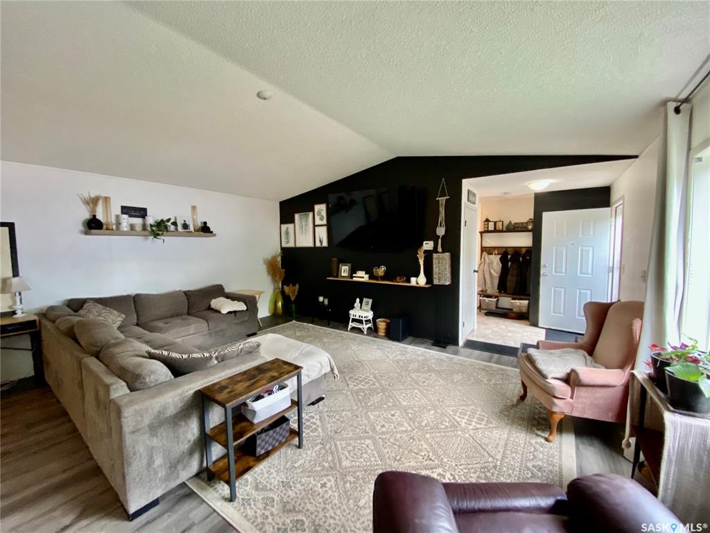 114 3 Street E, SK038164, Saskatchewan,