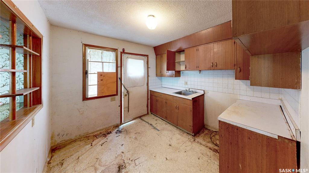 Fifth View of 151 Froom Crescent, Glen Elm Park, Regina, Saskatchewan, S4N 1S9