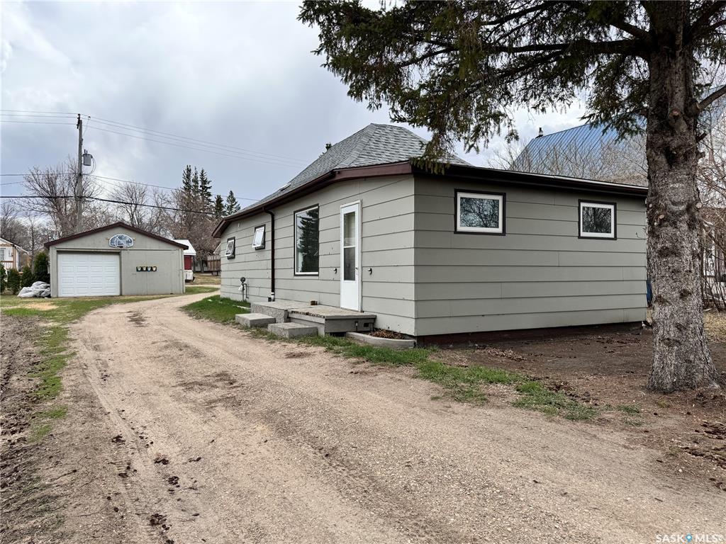 309 A Avenue E, SK038227, Saskatchewan,