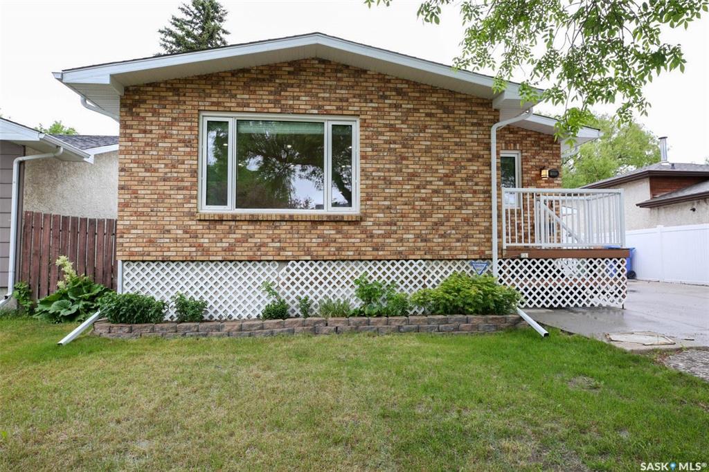 Second View of 1606 7th Avenue E, Glencairn, Regina, Saskatchewan, S4N 5S6