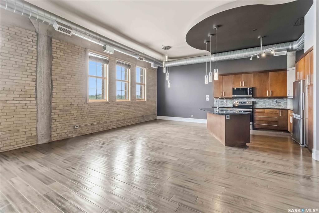 Fifth View of 73 24th Street E #404, Central Business District, Saskatoon, Saskatchewan, S7K 0K3