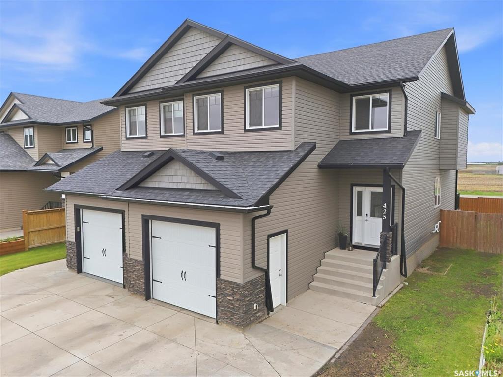 425 Redwood Crescent, SK038307, Saskatchewan,