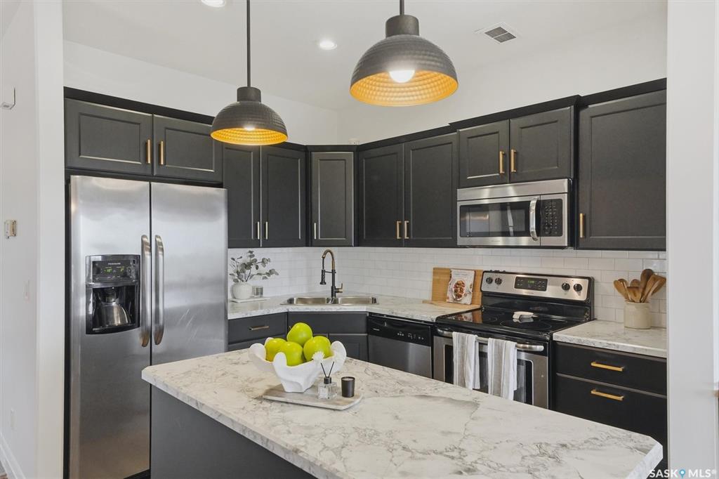 Second View of 425 Redwood Crescent, Warman, Saskatchewan, S0K 4S2
