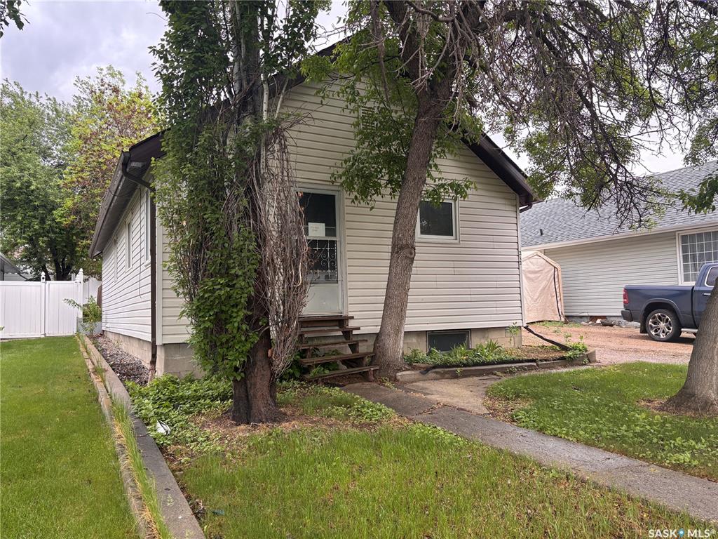 212 3rd Avenue E, SK038383, Saskatchewan,