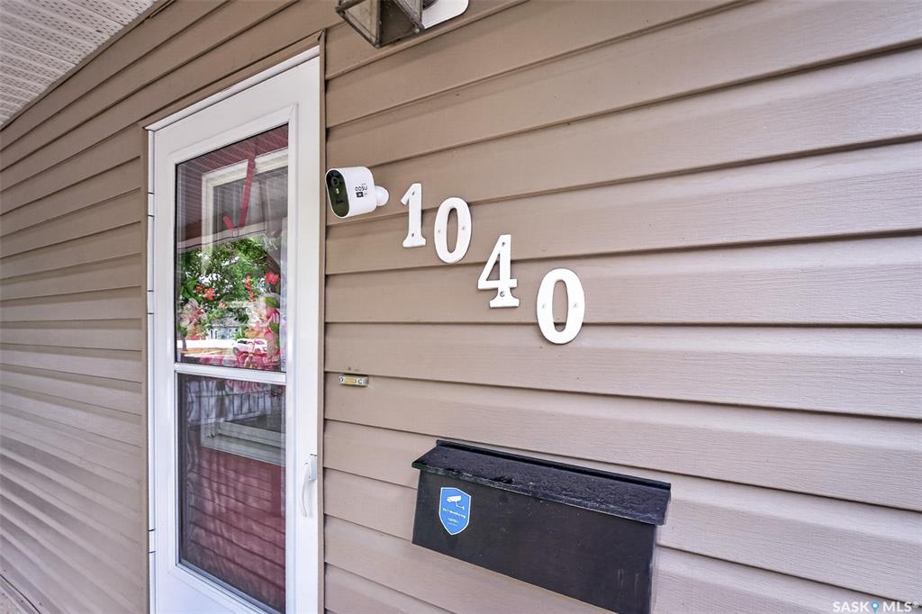 Fourth View of 1040 Connaught Avenue, Central MJ, Moose Jaw, Saskatchewan, S6H 4B5