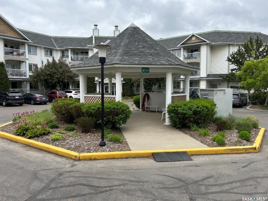 303 Pinehouse Drive #305, SK038437, Saskatchewan,