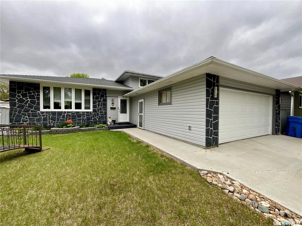 MLS® listing #SK038456 for sale located at 255 Litzenberger Crescent
