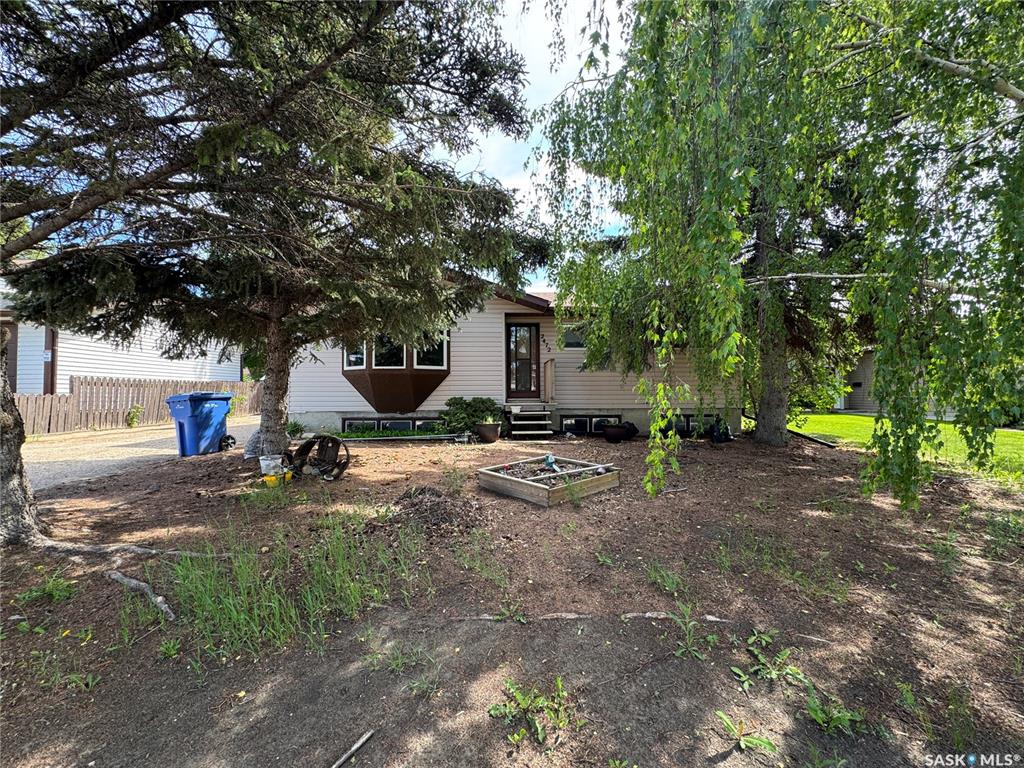 2472 Ross Crescent, SK038493, Saskatchewan,