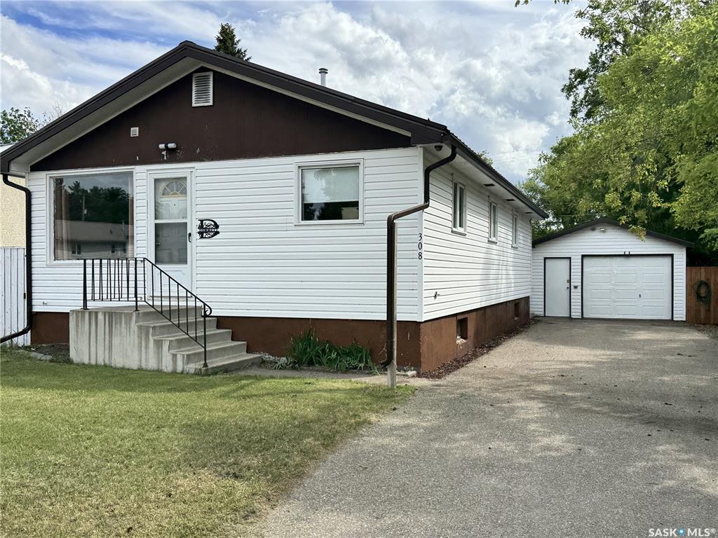 308 7th Avenue W, SK038509, Saskatchewan,