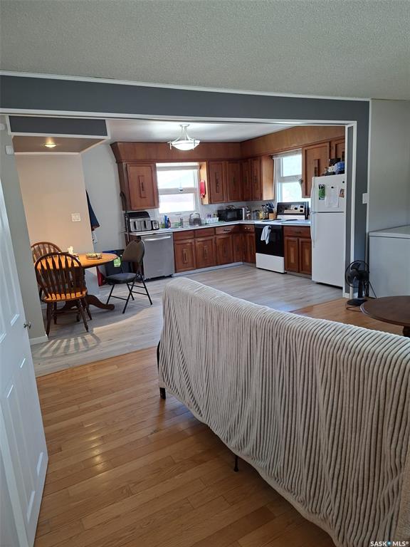 Fourth View of 106 106th Street W #106, Sutherland, Saskatoon, Saskatchewan, S7N 1Y8