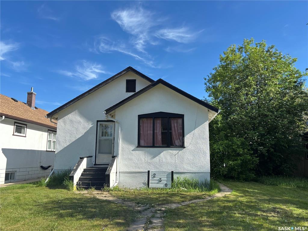 230 10th Street E, SK038729, Saskatchewan,