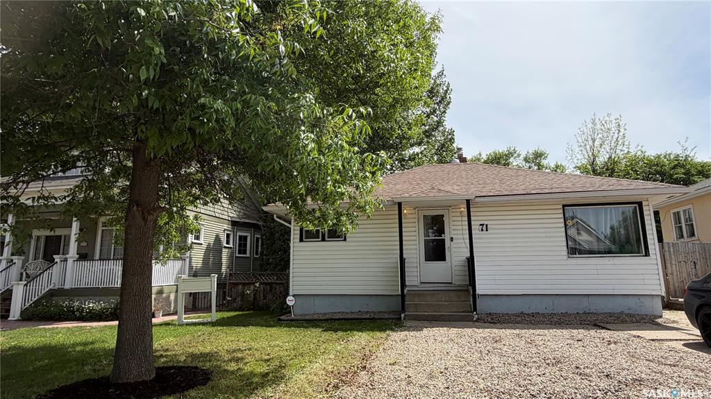 71 22nd Street E, SK038742, Saskatchewan,