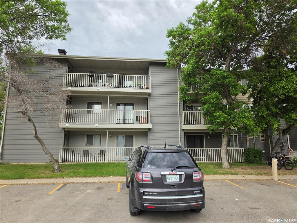 1121 A 1 Mckercher Drive #304, SK038770, Saskatchewan,