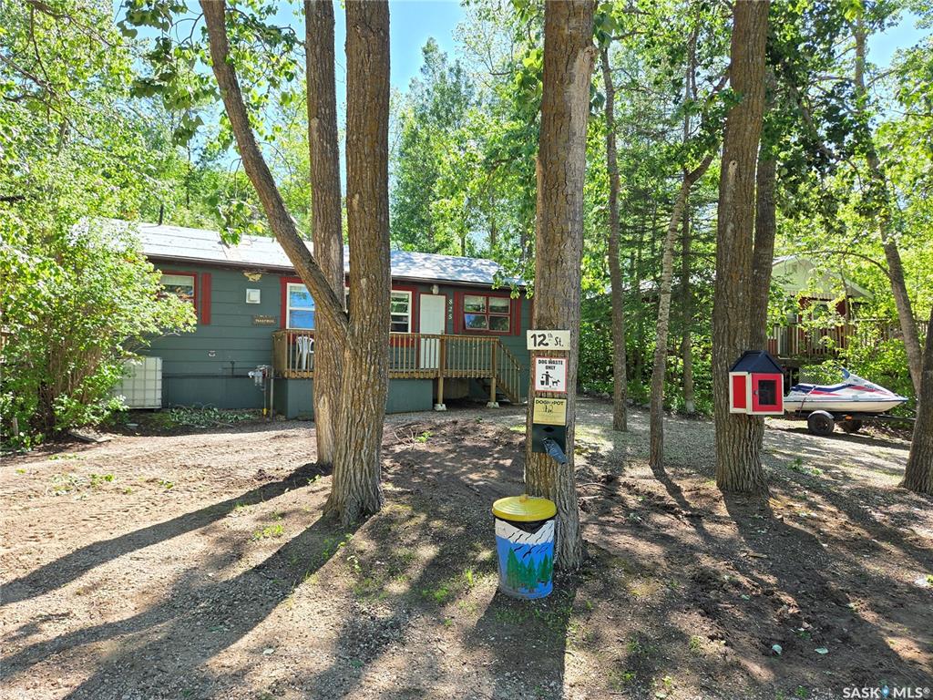 Third View of 825 Lakeside Avenue, White Bear IR 70, Saskatchewan, S0C 0R0