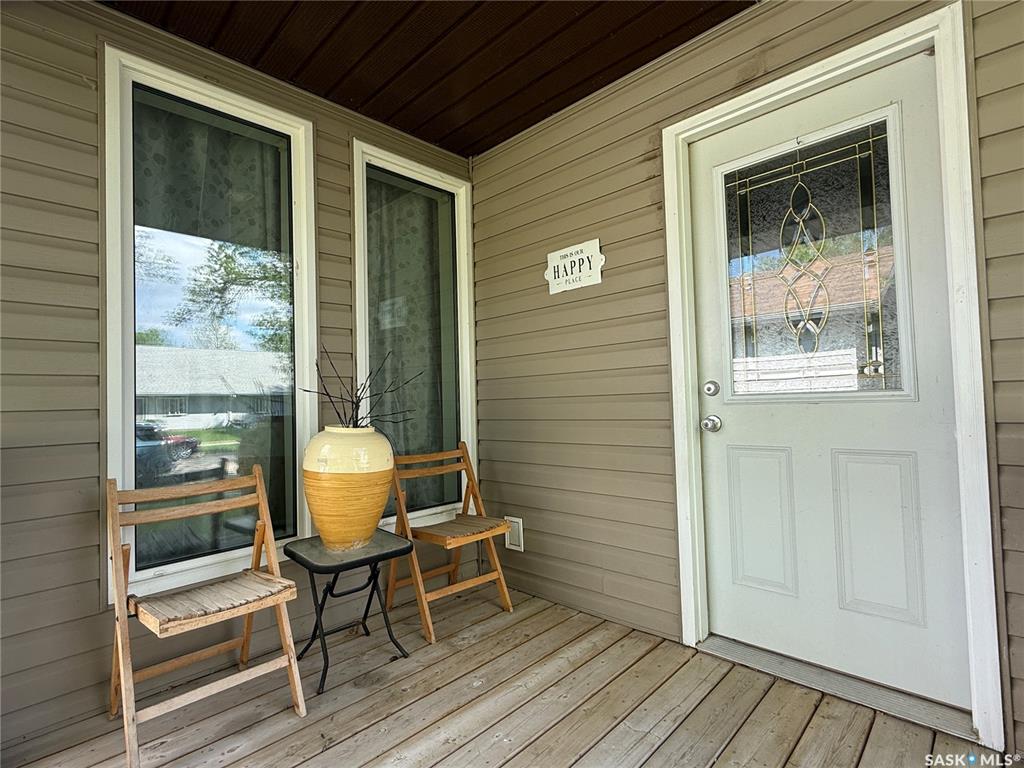 Second View of 127 6th Avenue W, Melville, Saskatchewan, S0A 2P0