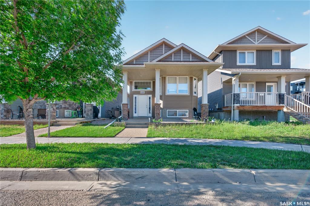 5306 Universal Crescent, SK038875, Saskatchewan,