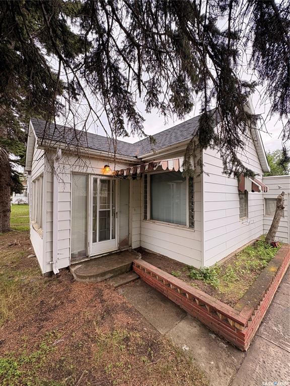 Third View of 58 Lillooet Street W, Westmount/Elsom, Moose Jaw, Saskatchewan, S6H 4Y5