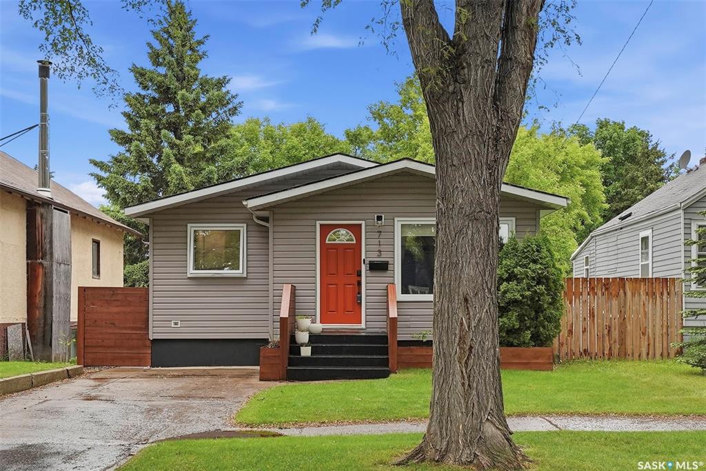 713 6th Street E, SK038945, Saskatchewan,