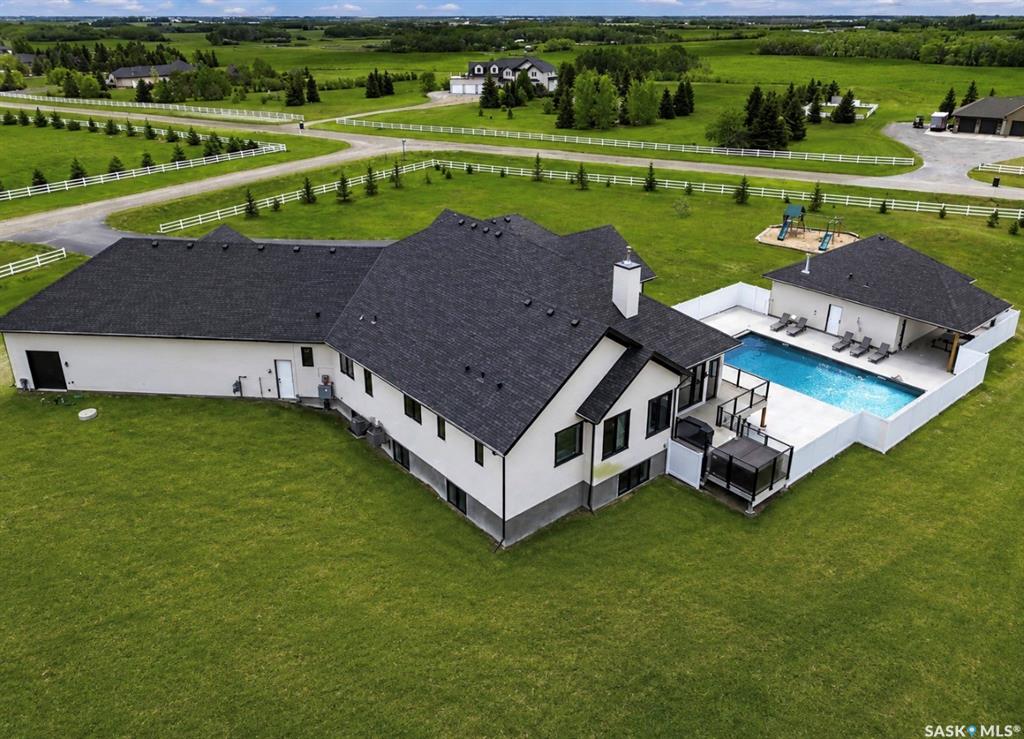 Third View of 50 Mandalay Bay, Casa Rio East (Corman Park Rm No. 344), Corman Park Rm No. 344, Saskatchewan, S7T 1E3