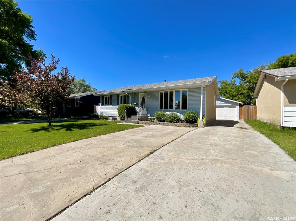 MLS® listing #SK039024 for sale located at 39 Stice Crescent