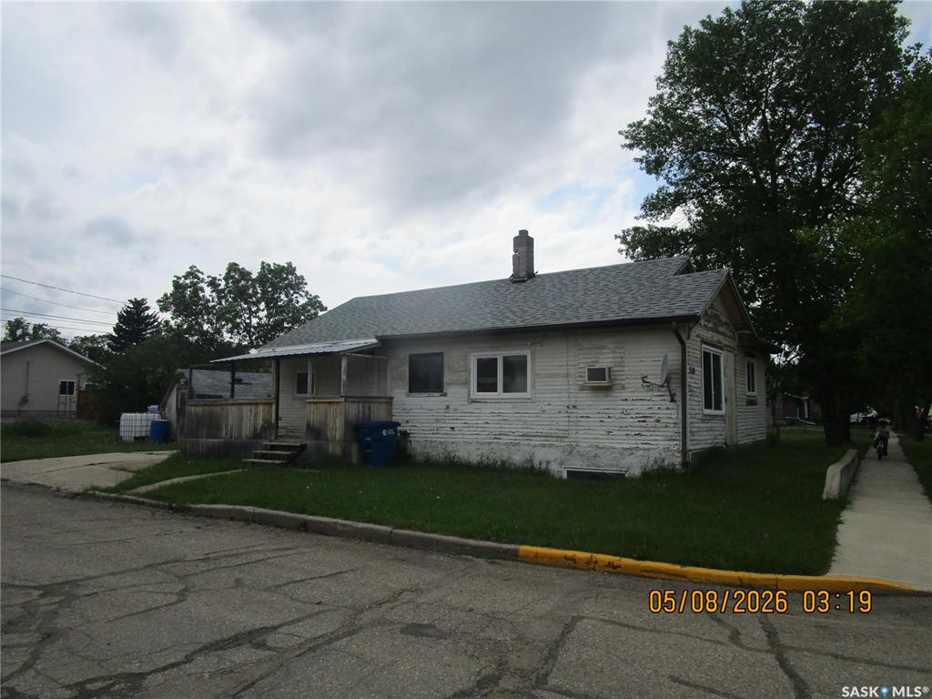 330 2nd Avenue E, SK039074, Saskatchewan,