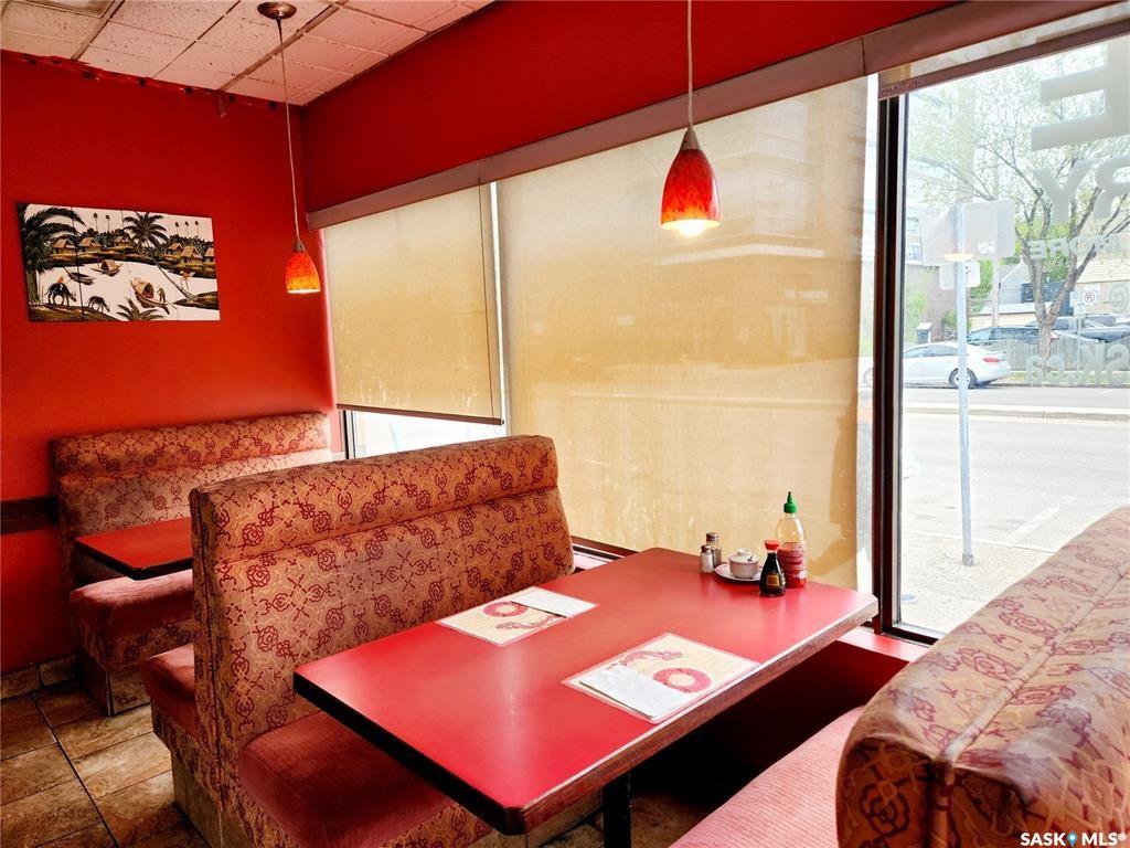 Second View of 835 Broadway Avenue #D & E, Nutana, Saskatoon, Saskatchewan, S7N 1B5