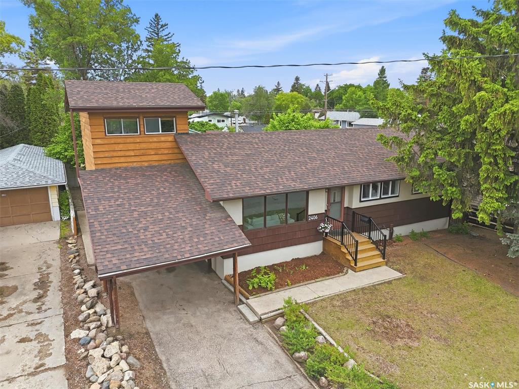 2406 Clarence Avenue S, SK039218, Saskatchewan,