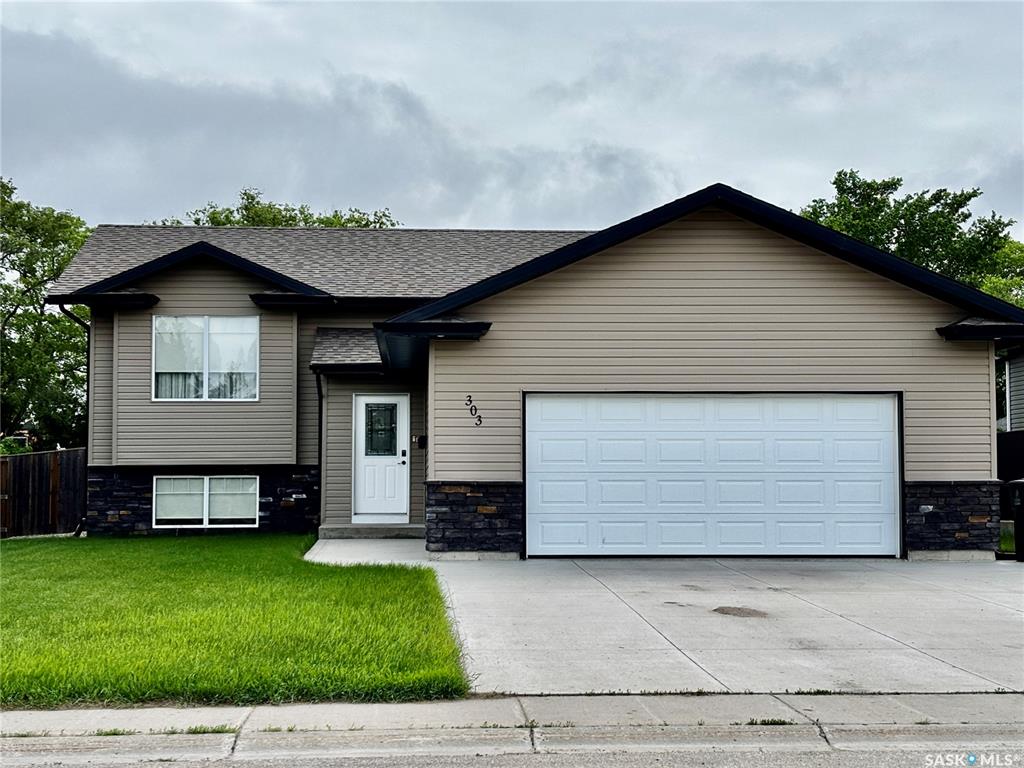 303 Diefenbaker Avenue, SK039223, Saskatchewan,